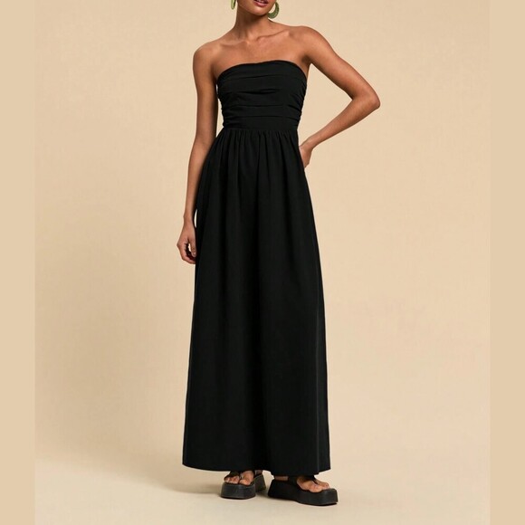 Dresses & Skirts - Black Strapless Midi Dress with Ruched Bodice